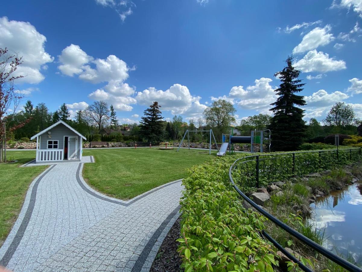 Hotel Tadeusz Uszew Esterno foto