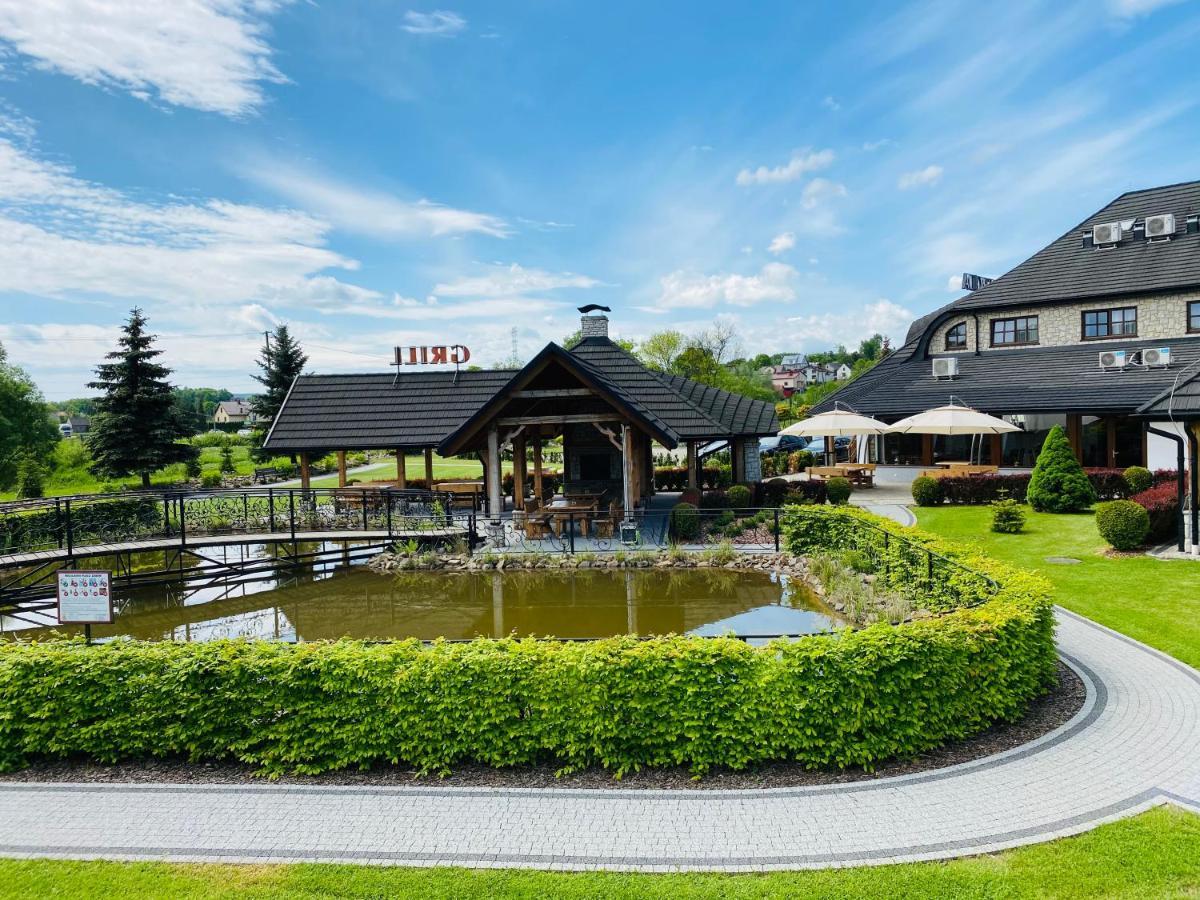 Hotel Tadeusz Uszew Esterno foto